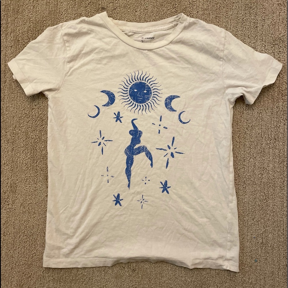 White graphic from pacsun